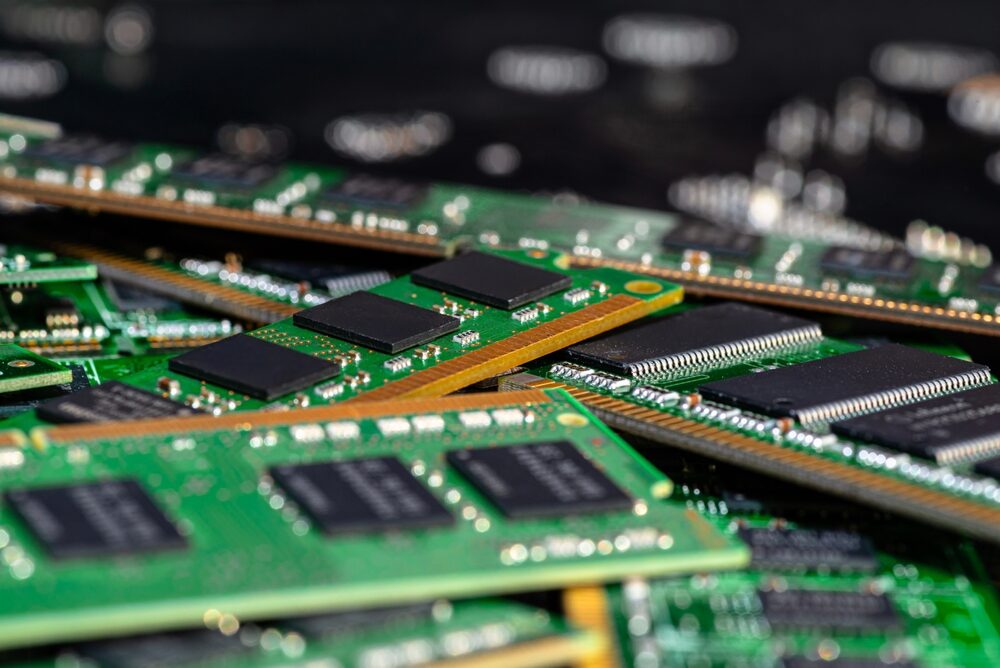 Aumento dei prezzi dei kit di memoria GDDR6 e GDDR7