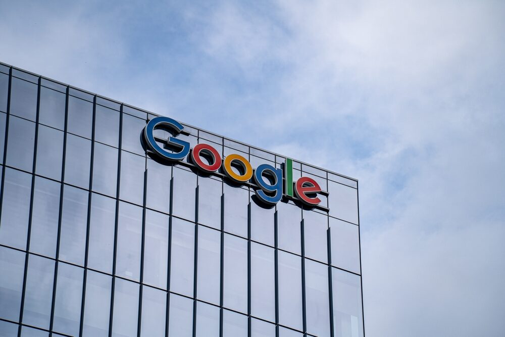 Immagine dimostrativa della funzione Live Translate di Google